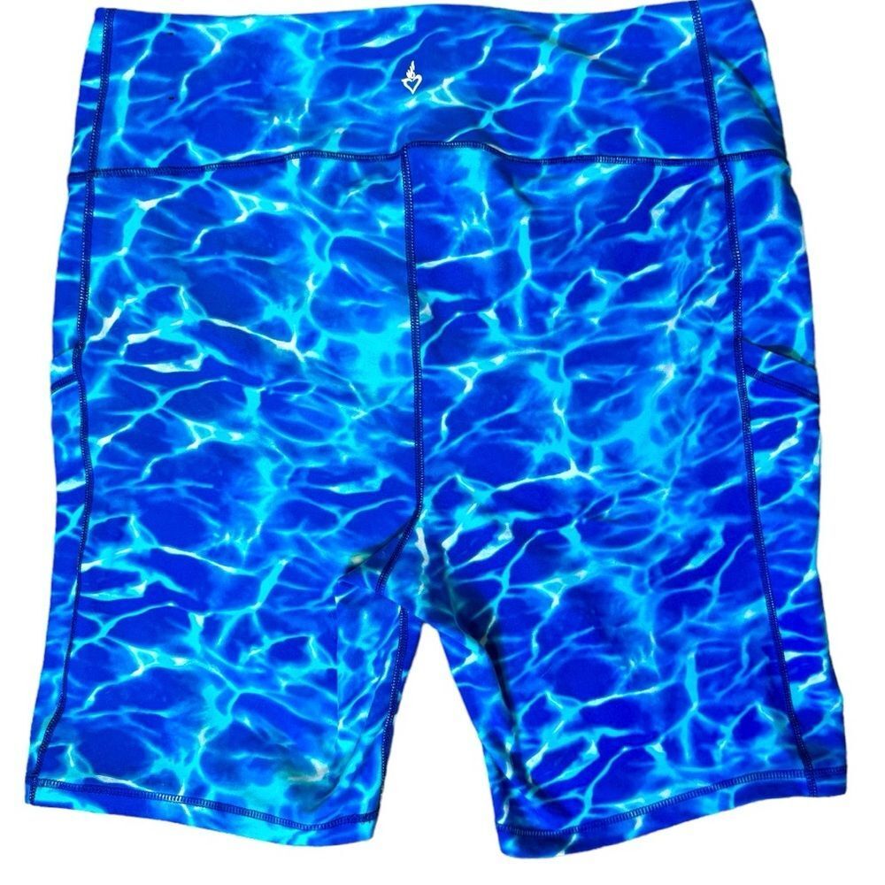 Torrid Blue Wave Pattern Bike Shorts - Picture 5 of 12